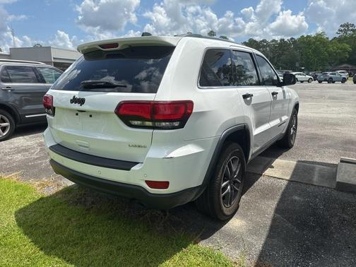 2020 Jeep Grand Cherokee Laredo E