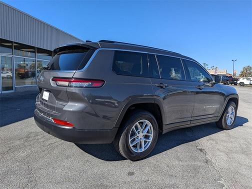 2021 Jeep Grand Cherokee L Laredo