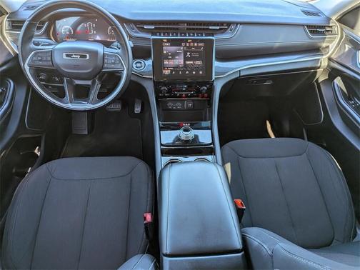 2021 Jeep Grand Cherokee L Laredo