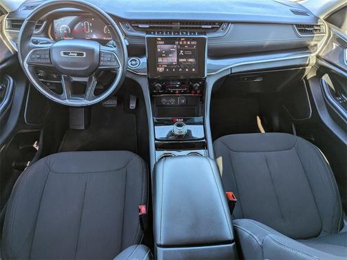 2021 Jeep Grand Cherokee L Laredo