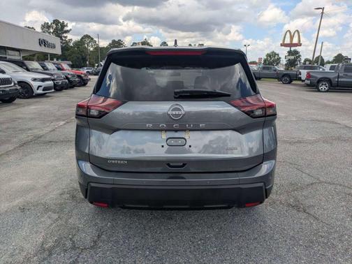 Gun Metallic 2025 Nissan Rogue SV