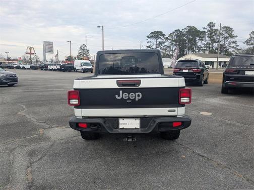 2020 Jeep Gladiator Overland