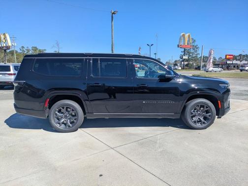 Gloss Black 2026 Jeep Grand Wagoneer L Limited