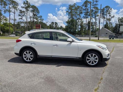 2017 INFINITI QX50 Base