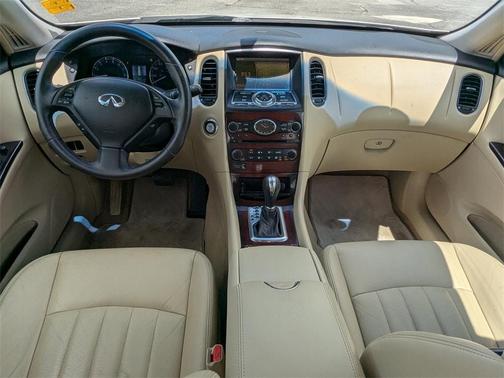 2017 INFINITI QX50 Base