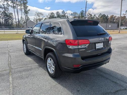 2019 Jeep Grand Cherokee Laredo E