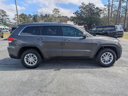2019 Jeep Grand Cherokee Laredo E