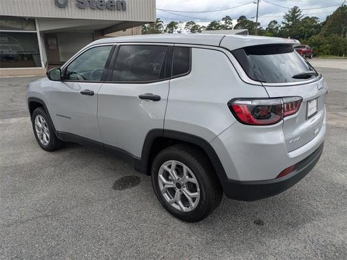 2025 Jeep Compass Sport