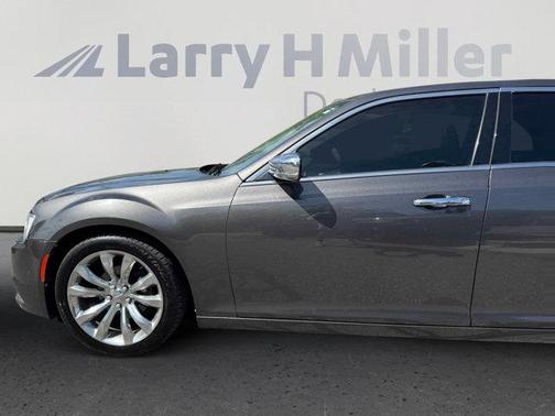 2017 Chrysler 300C Base