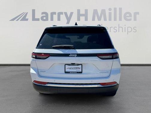 2025 Jeep Grand Cherokee Laredo X