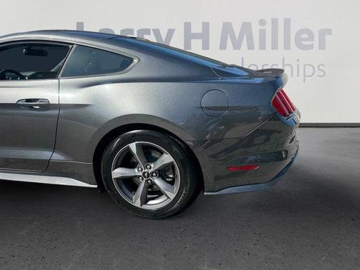 2015 Ford Mustang V6