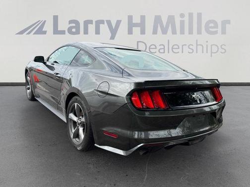 2015 Ford Mustang V6