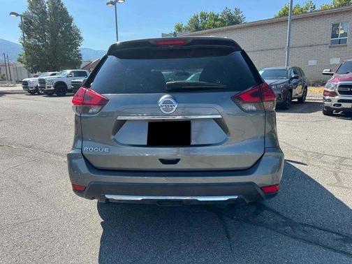 2017 Nissan Rogue S