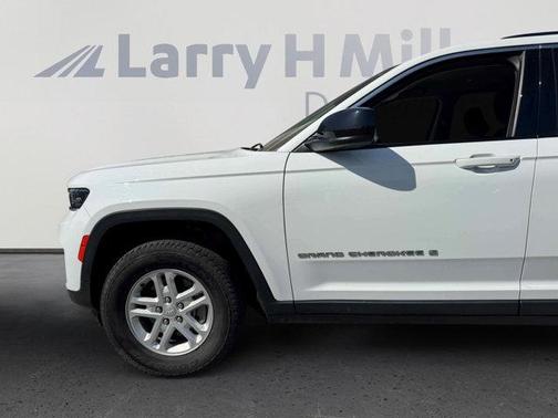 2023 Jeep Grand Cherokee Laredo