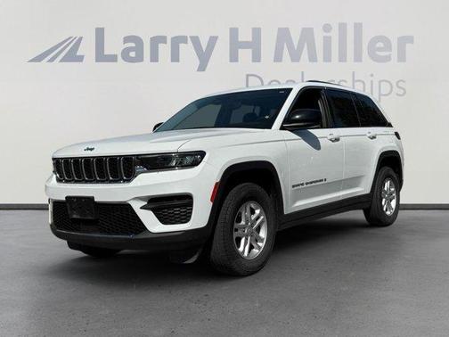 2023 Jeep Grand Cherokee Laredo