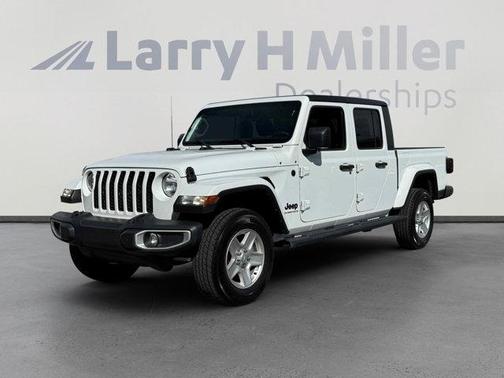 2023 Jeep Gladiator Sport