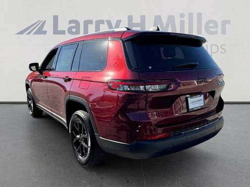 2025 Jeep Grand Cherokee L Laredo