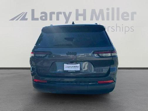 2025 Jeep Grand Cherokee L Laredo