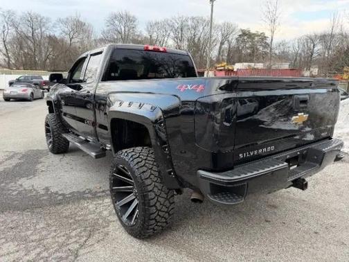 2018 Chevrolet Silverado 1500 Custom
