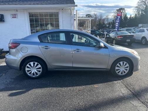 2013 Mazda Mazda3 i SV