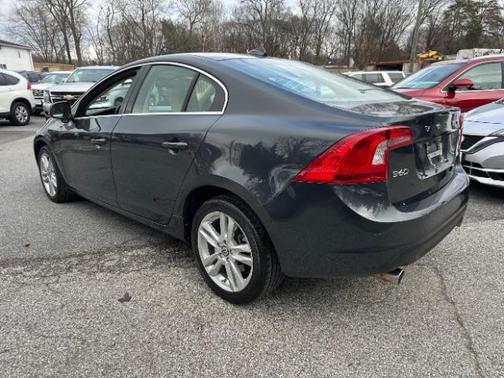 2013 Volvo S60 T5 Platinum