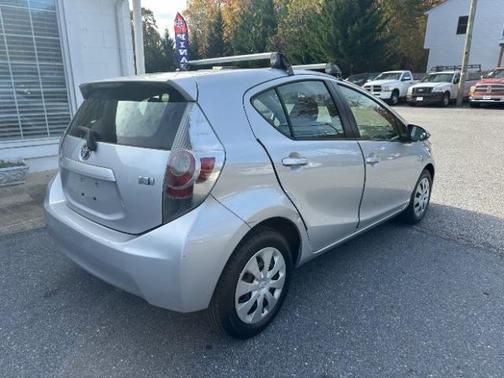 2014 Toyota Prius c Four