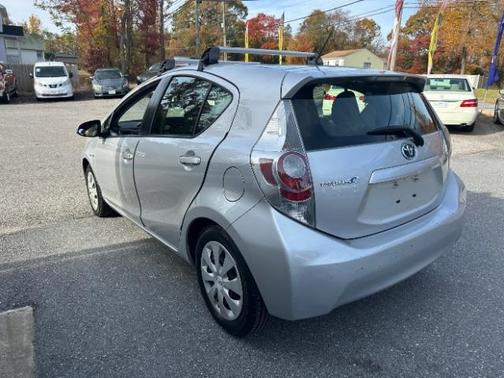 2014 Toyota Prius c Four