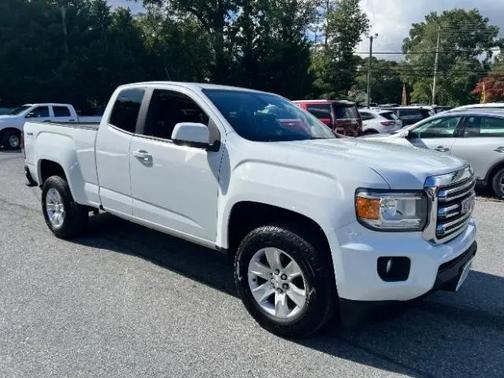 Summit White 2018 GMC Canyon SLE