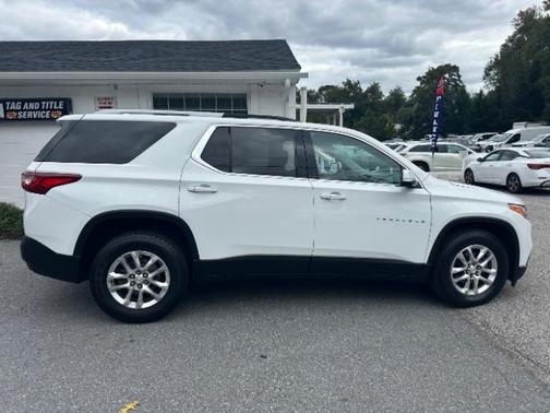 2018 Chevrolet Traverse LT Cloth