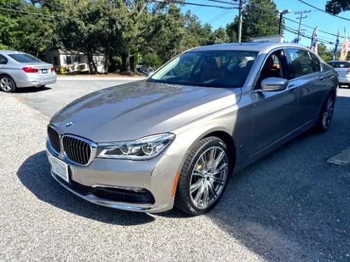 2016 BMW 750 i xDrive