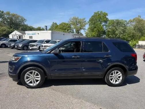 Blue Jeans Metallic 2017 Ford Explorer Base
