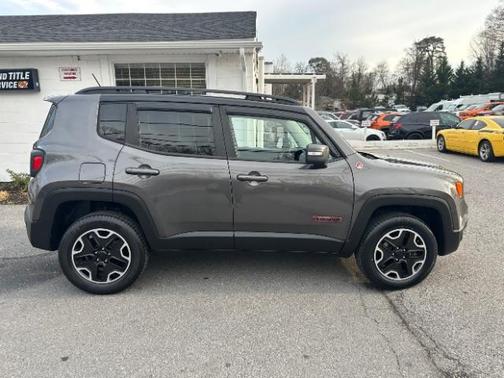 2016 Jeep Renegade Trailhawk