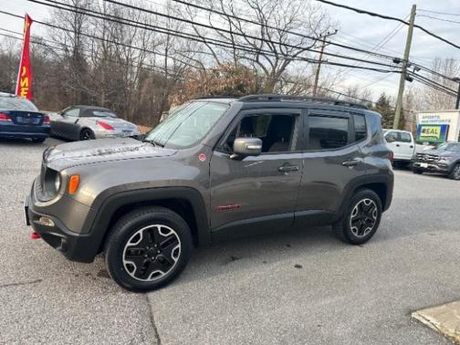 2016 Jeep Renegade Trailhawk