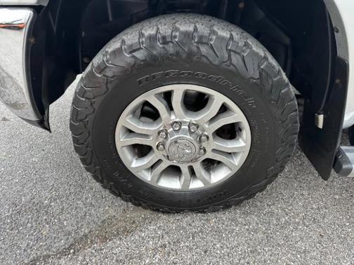 2014 RAM 3500 Laramie