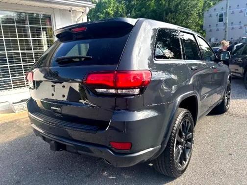 2017 Jeep Grand Cherokee Altitude