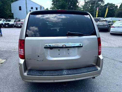 2008 Chrysler Town & Country Limited