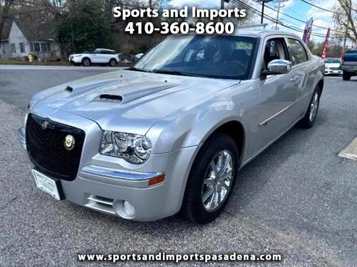 2010 Chrysler 300C Base