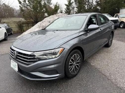 Platinum Gray Metallic 2021 Volkswagen Jetta 1.4T SE