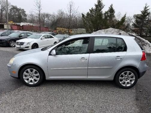 2008 Volkswagen Rabbit Base