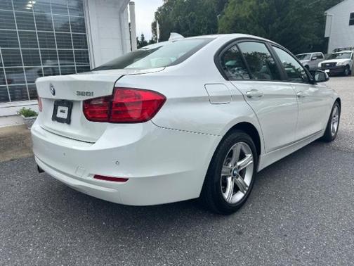 2015 BMW 328 328i Sedan