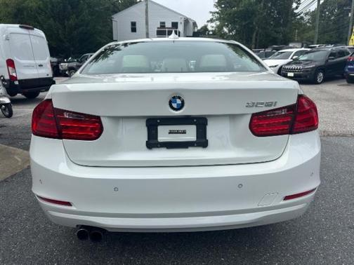 2015 BMW 328 328i Sedan