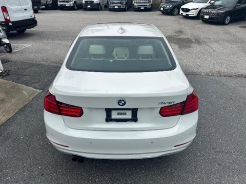 2015 BMW 328 328i Sedan