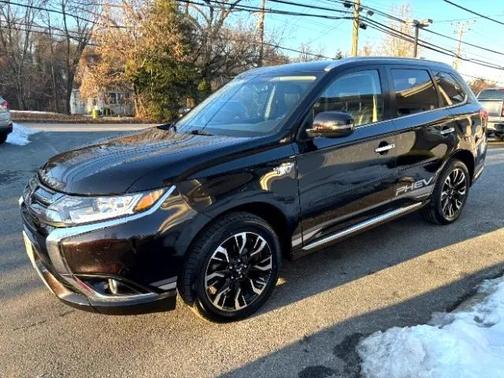 2018 Mitsubishi Outlander PHEV SEL