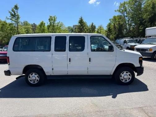 Oxford White Clearcoat 2008 Ford E350 Super Duty XL Wagon