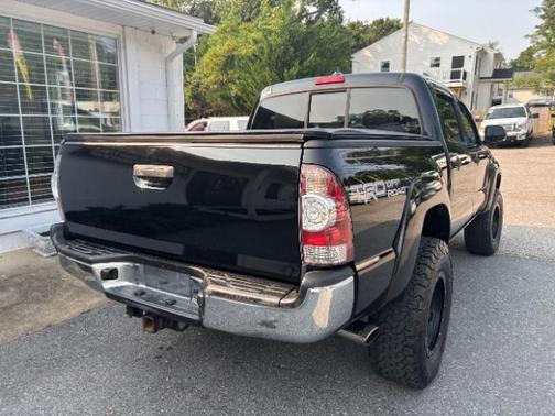 2015 Toyota Tacoma Base