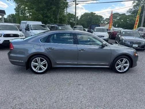 Platinum Gray Metallic 2012 Volkswagen Passat 2.0 TDI SEL Premium
