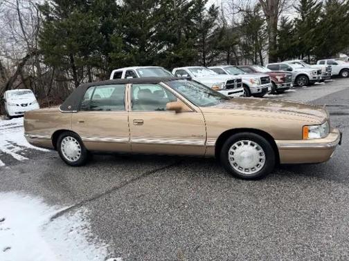 1998 Cadillac DeVille Base