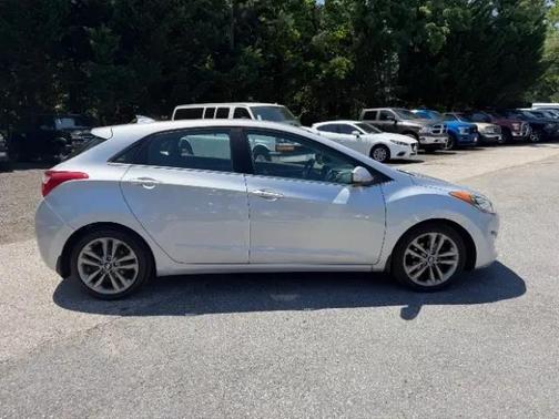 Symphony Air Silver 2016 Hyundai Elantra GT Base