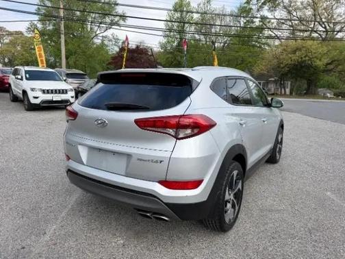 Molten Silver 2016 Hyundai TUCSON Sport