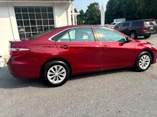 2017 Toyota Camry XLE
